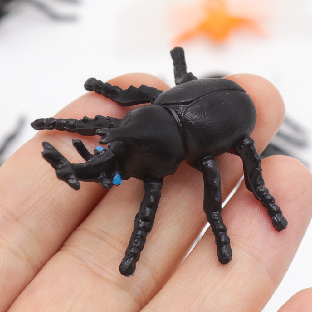 Kids Quirky Toys - 12 個シミュレーション面白い昆虫おもちゃクモトンボ蝶動物おもちゃモデルパーティーの好意クリエイティブ風変わりなおもちゃ誕生日プレゼント