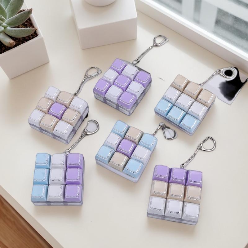 かわいい9キーメカニカルキーボードキーホルダーストレス解消お - Kids Quirky Toys のレビューと価格
