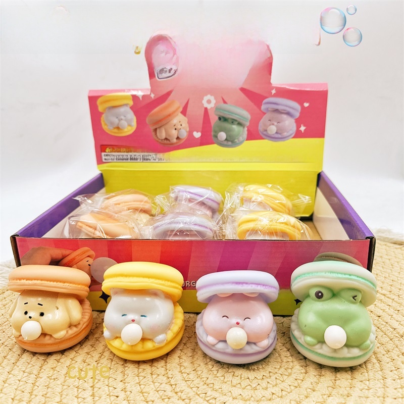 斬新で個性的な動物サプライズブラインドボックス、キュートな漫 - Kids Quirky Toys のレビューと価格